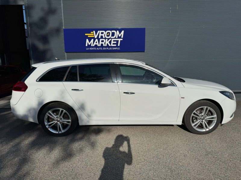 OPEL INSIGNIA 2.0 CDTI 4x4 195 ch COSMO PACK - Distribution Ok