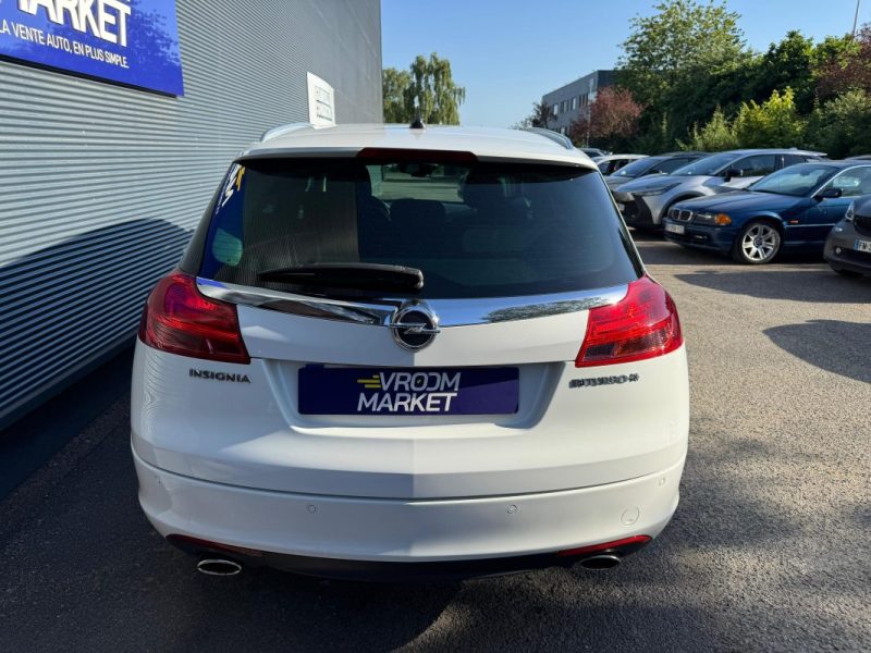 OPEL INSIGNIA 2.0 CDTI 4x4 195 ch COSMO PACK - Distribution Ok