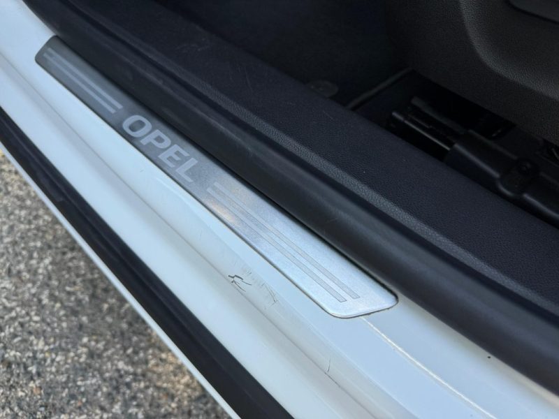 OPEL INSIGNIA 2.0 CDTI 4x4 195 ch COSMO PACK - Distribution Ok