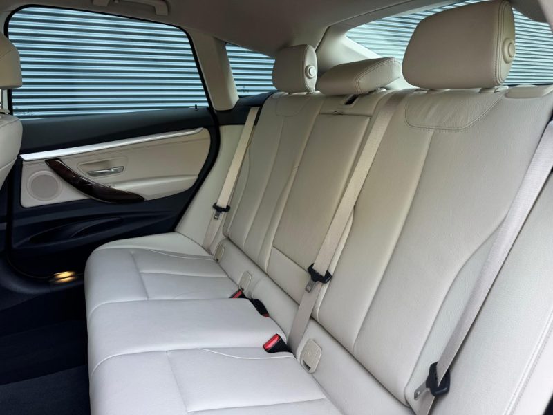 BMW SERIE 3 330d Gran Turismo 258 ch Luxury 