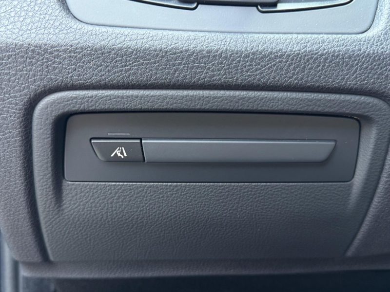 BMW SERIE 3 330d Gran Turismo 258 ch Luxury 