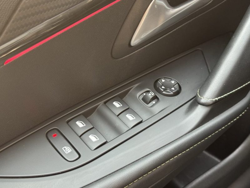 PEUGEOT E 208 - 136 ch GT - Toit Panoramique