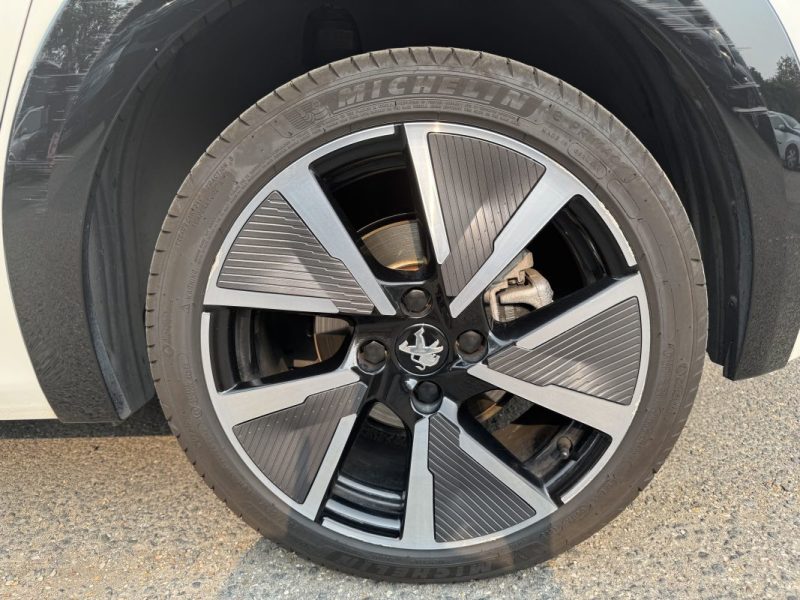 PEUGEOT E 208 - 136 ch GT - Toit Panoramique