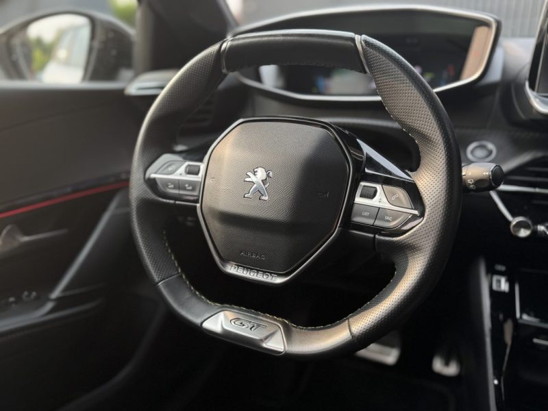 PEUGEOT E 208 - 136 ch GT - Toit Panoramique