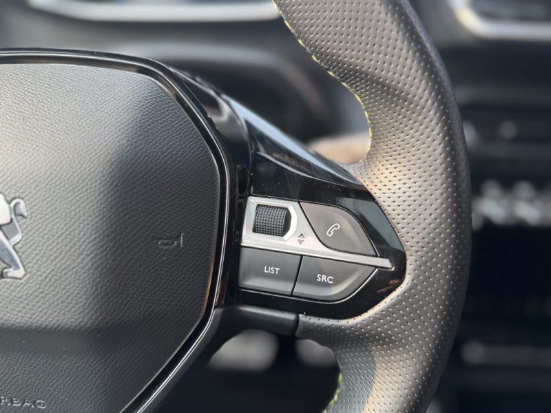 PEUGEOT E 208 - 136 ch GT - Toit Panoramique