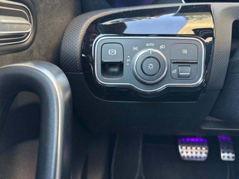 MERCEDES BENZ CLASSE A 220 4MATIC 7G-DCT 190 cv - Suivi d'entretien complet Mercedes