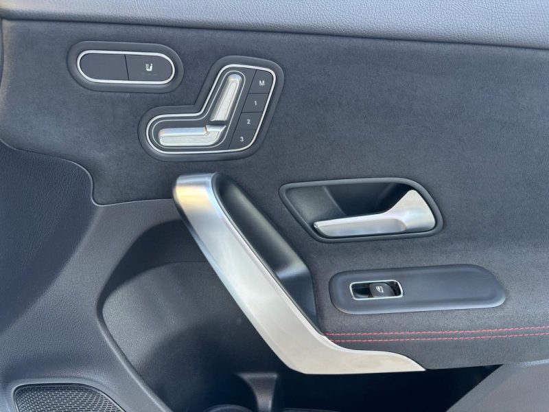 MERCEDES BENZ CLASSE A 220 4MATIC 7G-DCT 190 cv - Suivi d'entretien complet Mercedes