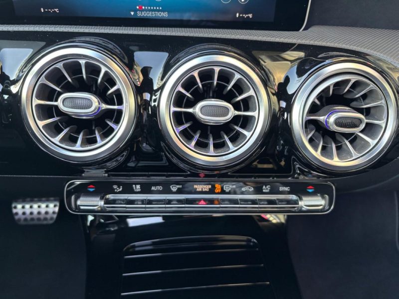 MERCEDES BENZ CLASSE A 220 4MATIC 7G-DCT 190 cv - Suivi d'entretien complet Mercedes