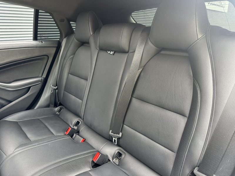 MERCEDES CLASSE CLA 45