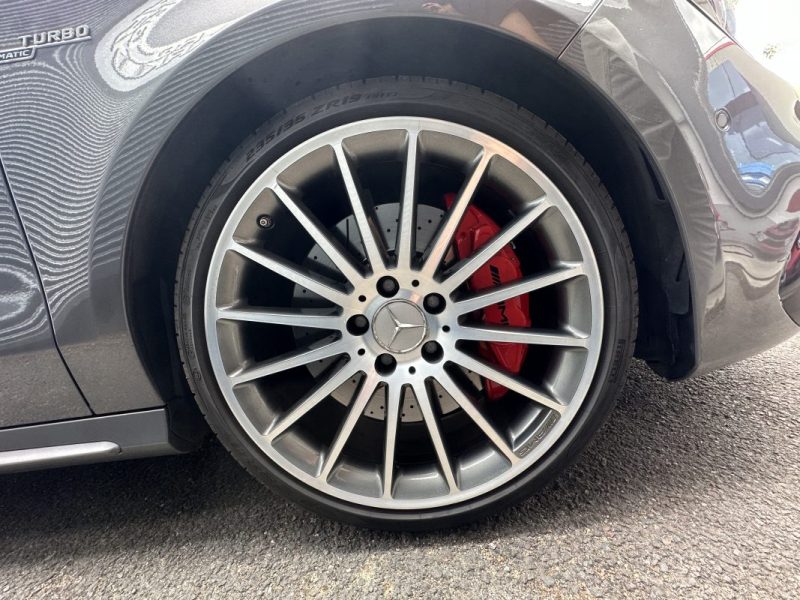 MERCEDES CLASSE CLA 45