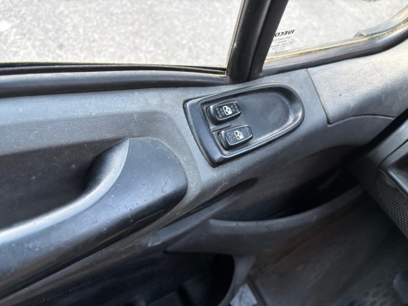 IVECO 35C11 2.3 TD 106cv DOUBLE CABINE