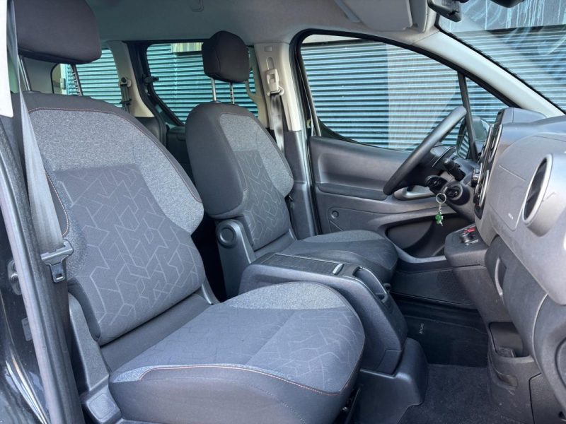 PEUGEOT PARTNER 1.6 BLUEHDI 99cv BOITE AUTOMATIQUE