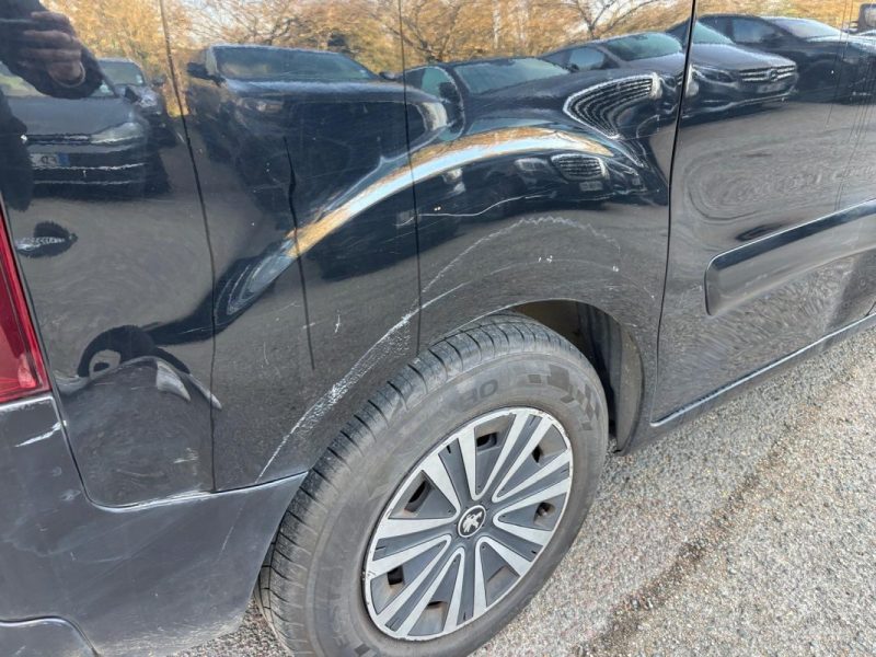 PEUGEOT PARTNER 1.6 BLUEHDI 99cv BOITE AUTOMATIQUE