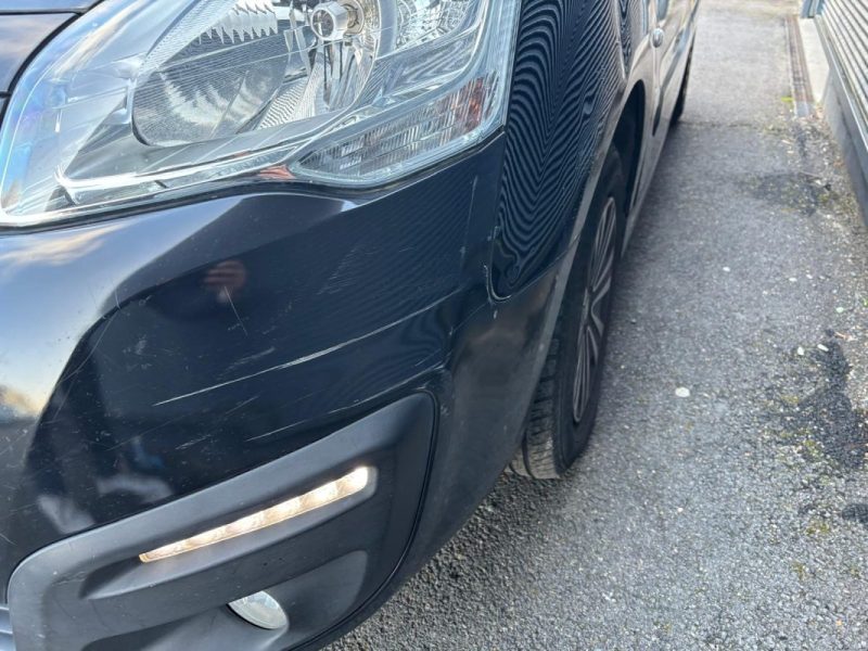 PEUGEOT PARTNER 1.6 BLUEHDI 99cv BOITE AUTOMATIQUE