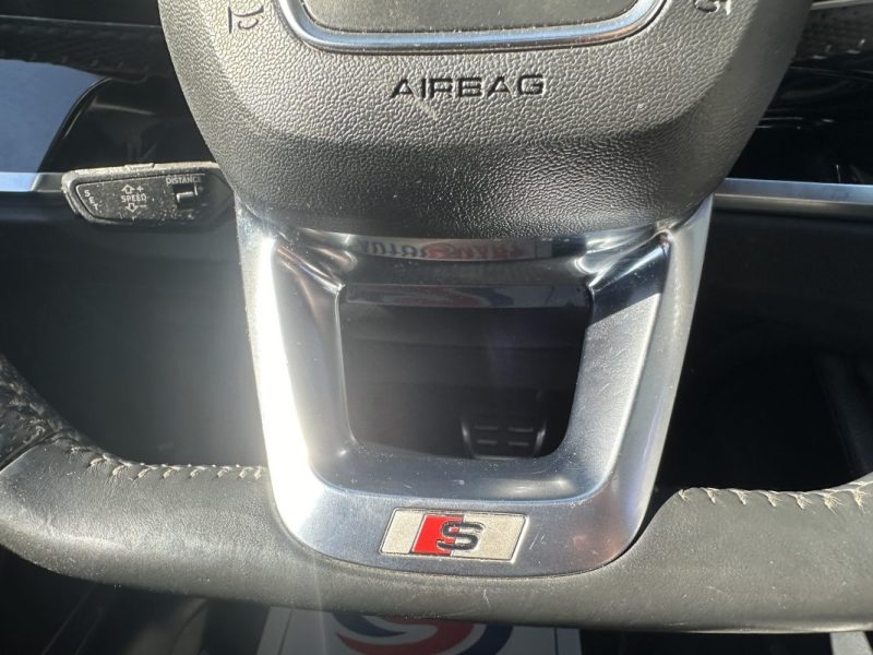 AUDI Q3 1.5 35-TFSI -150ch S-Line  TOIT PANORAMIQUE OUVRANT / CAMERA DE RECUL SIEGES CHAUFFANTS