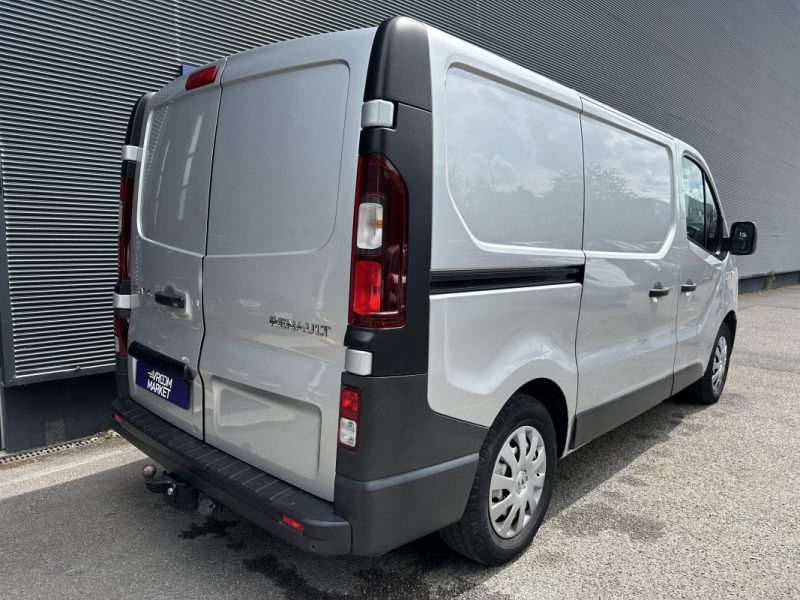 RENAULT TRAFIC 2014