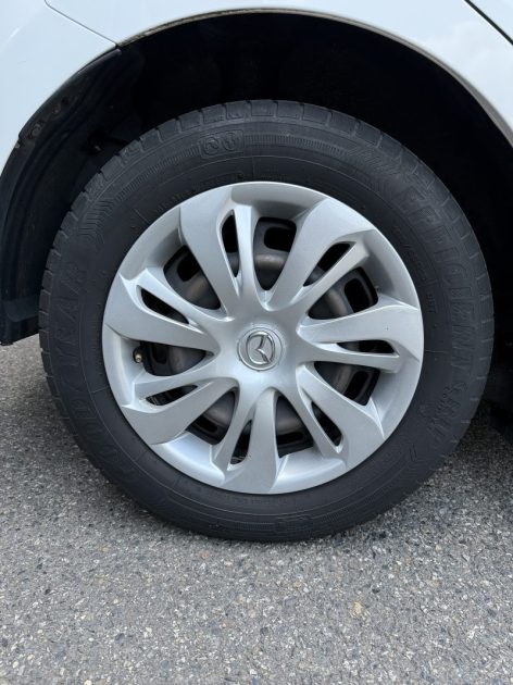 MAZDA MAZDA 2 1.5i 90 cv