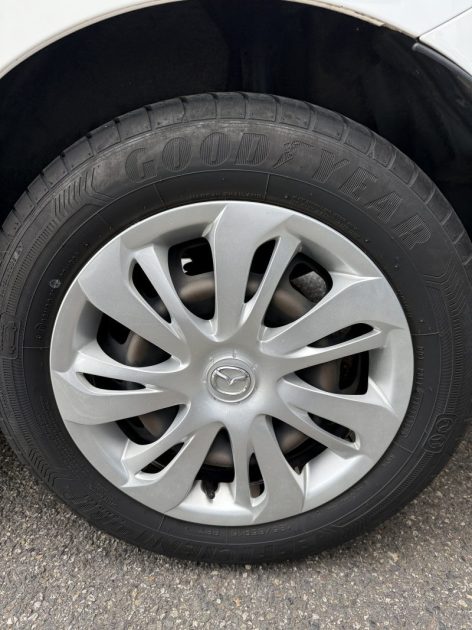 MAZDA MAZDA 2 1.5i 90 cv