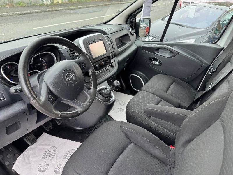 OPEL VIVARO 1.6 CDTI BiTurbo 140