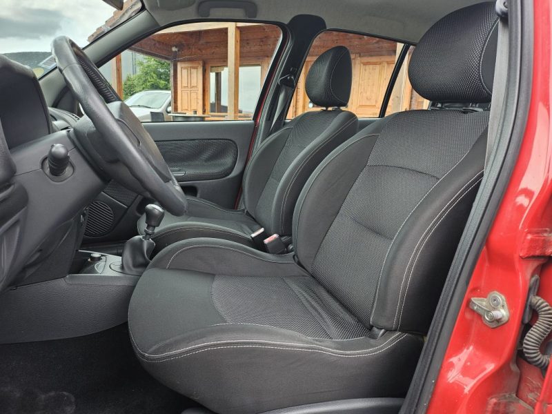 RENAULT CLIO 1.2L i 60cv CAMPUS / Révisée & Garantie