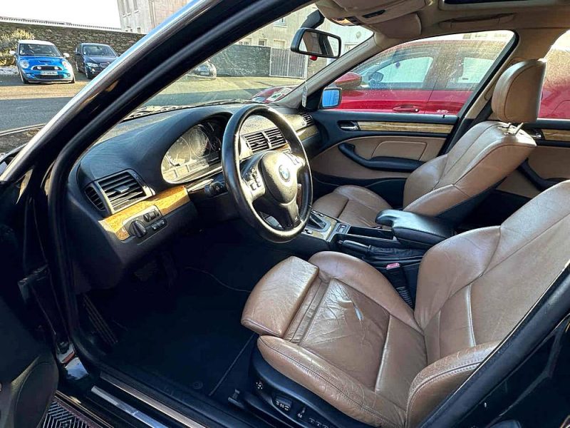 BMW SERIE 3 330XI 231cv GARANTIE 12 MOIS