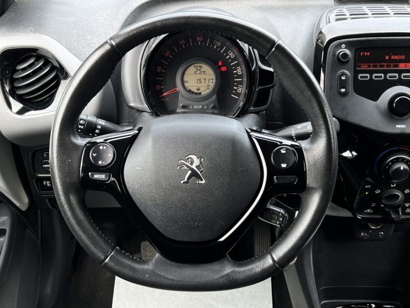 PEUGEOT 108 STYLE 1.0 VTI 72 Cv PREMIERE MAIN 15 700 Kms 5 PORTES CRIT AIR 1 - GARANTIE 1 AN