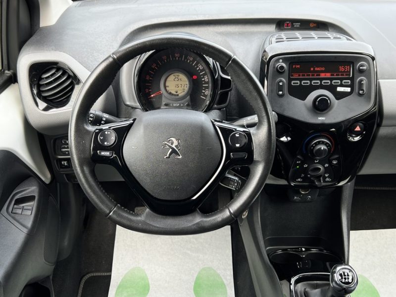 PEUGEOT 108 STYLE 1.0 VTI 72 Cv PREMIERE MAIN 15 700 Kms 5 PORTES CRIT AIR 1 - GARANTIE 1 AN