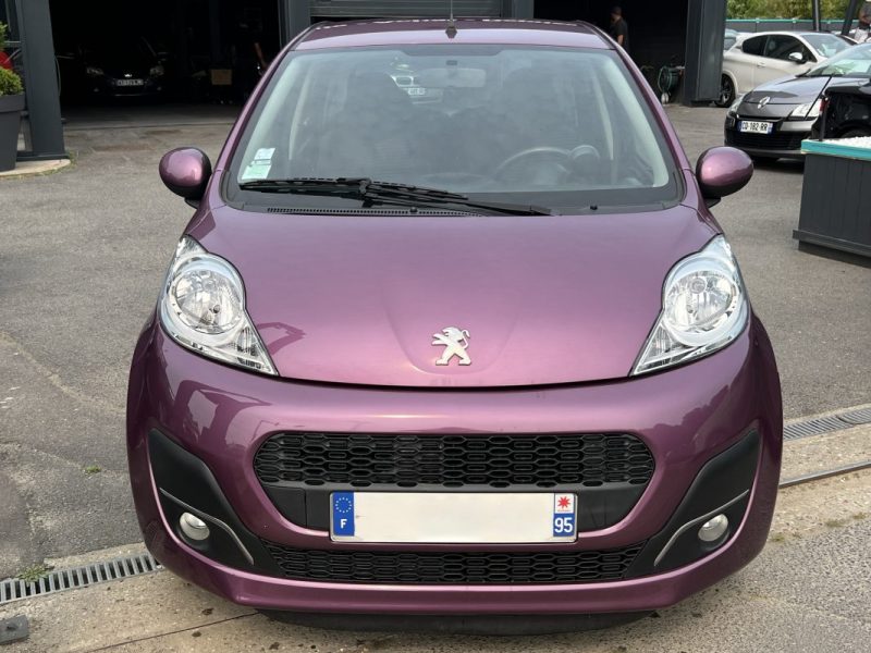 PEUGEOT 107 PHASE 3 1.0 68 Cv BOITE AUTOMATIQUE 5 PORTES CRIT AIR 1 - GARANTIE 1 AN