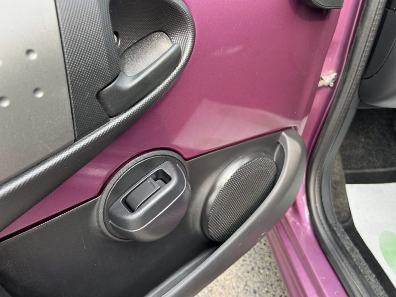 PEUGEOT 107 PHASE 3 1.0 68 Cv BOITE AUTOMATIQUE 5 PORTES CRIT AIR 1 - GARANTIE 1 AN