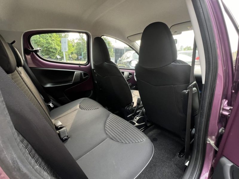 PEUGEOT 107 PHASE 3 1.0 68 Cv BOITE AUTOMATIQUE 5 PORTES CRIT AIR 1 - GARANTIE 1 AN