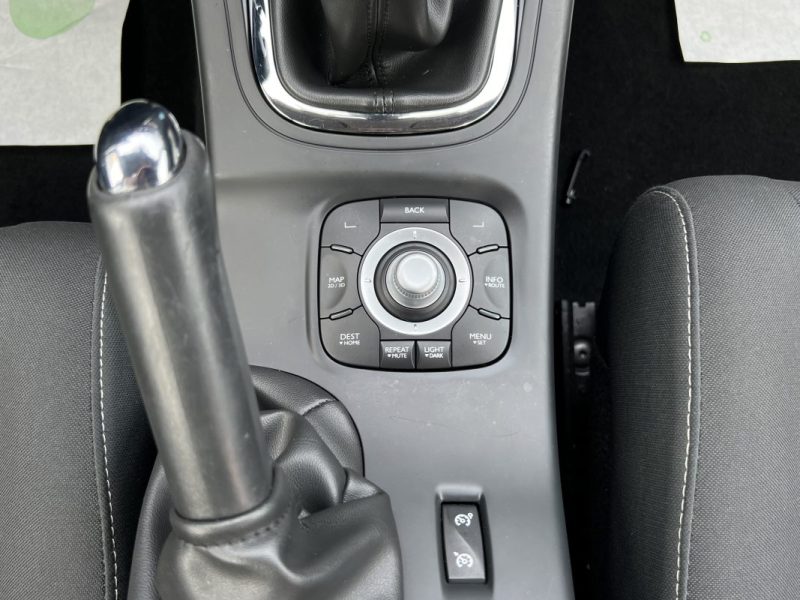 RENAULT MEGANE 3 III PHASE 2 ESTATE / BREAK 1.5 DCI 90 Cv GPS BLUETOOTH CRIT AIR 2 - GARANTIE 1 AN