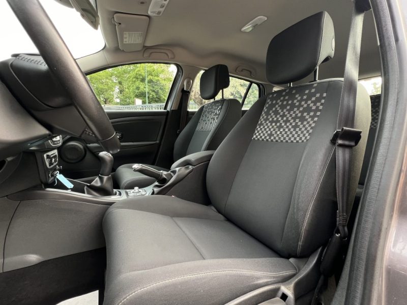 RENAULT MEGANE 3 III PHASE 2 ESTATE / BREAK 1.5 DCI 90 Cv GPS BLUETOOTH CRIT AIR 2 - GARANTIE 1 AN