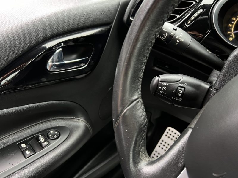 CITROEN DS3 SPORT CHIC 1.6 VTI 120 Cv ECRAN GPS BLUETOOTH FEUX LEDS CRIT AIR 1 - GARANTIE 1 AN