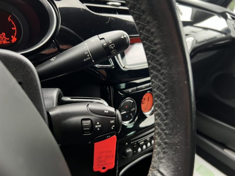 CITROEN DS3 SPORT CHIC 1.6 VTI 120 Cv ECRAN GPS BLUETOOTH FEUX LEDS CRIT AIR 1 - GARANTIE 1 AN