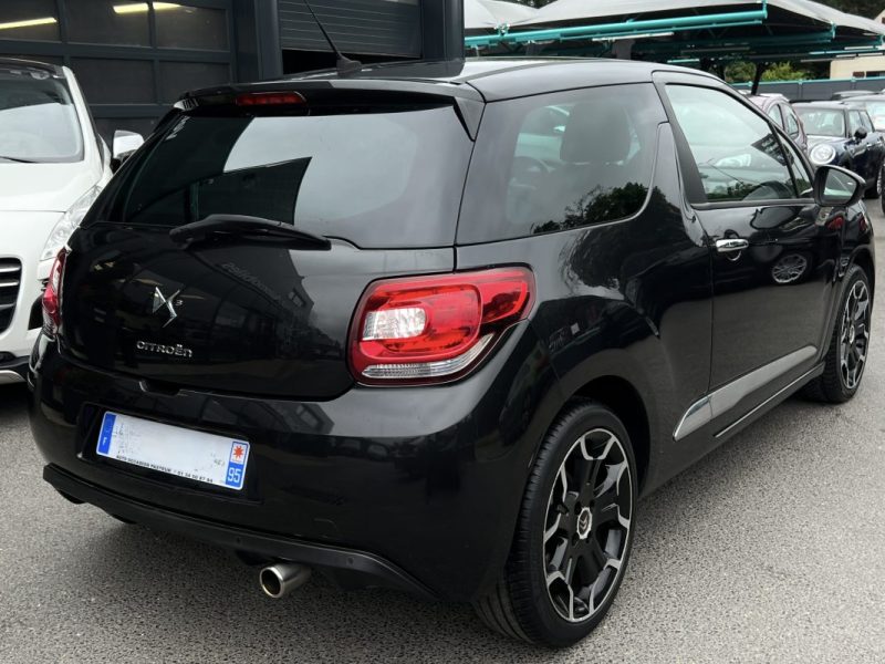 CITROEN DS3 SPORT CHIC 1.6 VTI 120 Cv ECRAN GPS BLUETOOTH FEUX LEDS CRIT AIR 1 - GARANTIE 1 AN