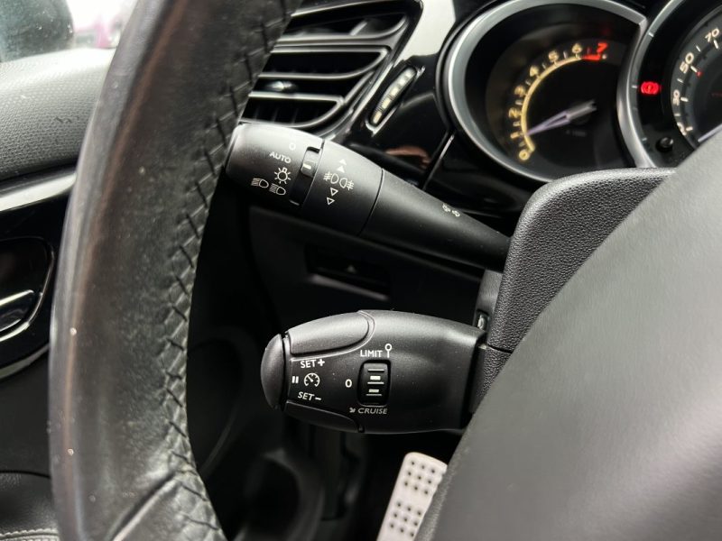 CITROEN DS3 SPORT CHIC 1.6 VTI 120 Cv ECRAN GPS BLUETOOTH FEUX LEDS CRIT AIR 1 - GARANTIE 1 AN