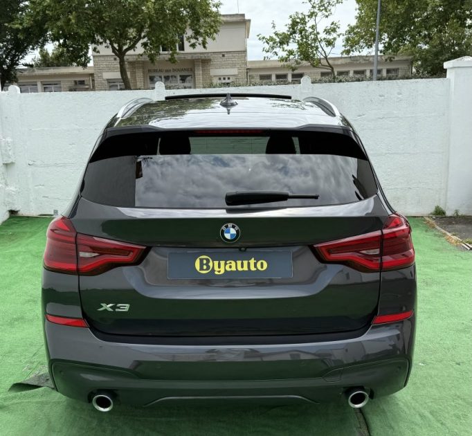 B.M.W. X3 2020