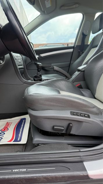 SAAB 9-3 2.0L TURBO VECTOR