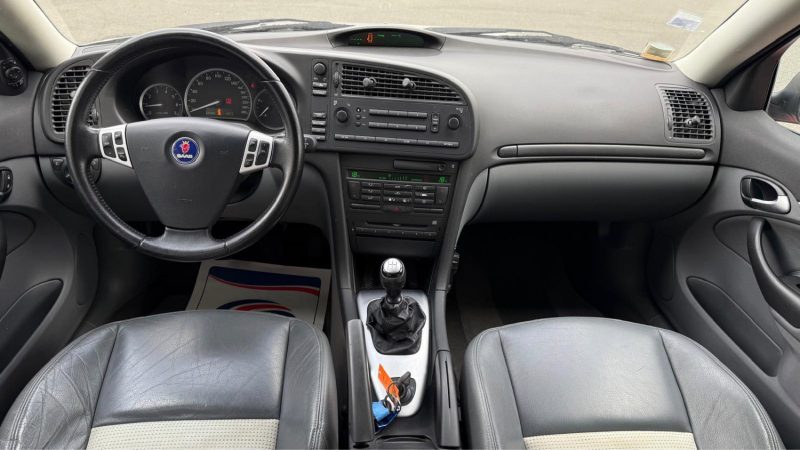 SAAB 9-3 2.0L TURBO VECTOR
