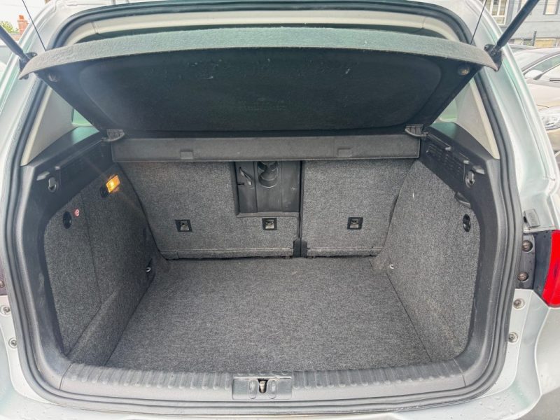 VOLKSWAGEN TIGUAN 2011