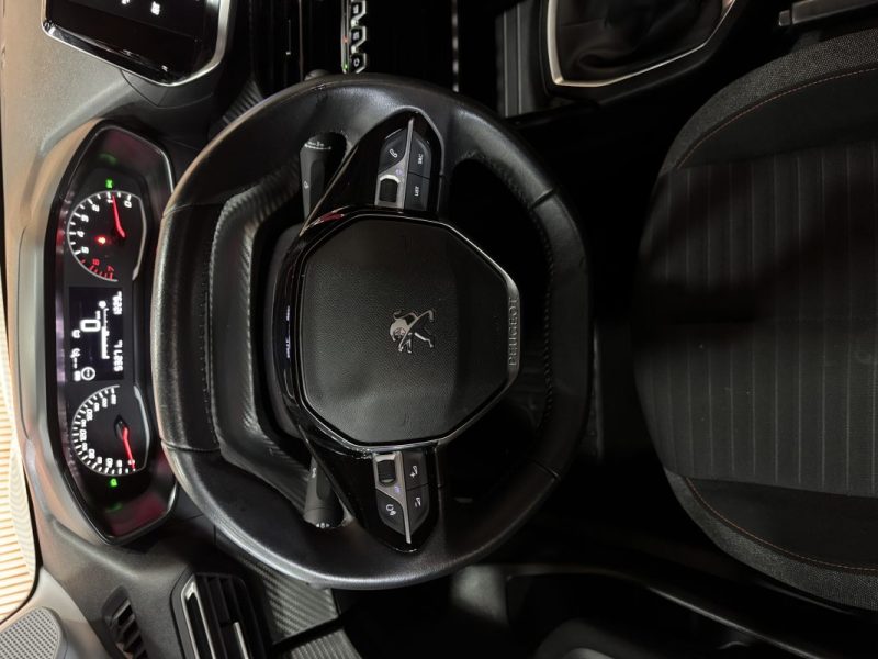 PEUGEOT 208 1.2 VTI 75cv 2022