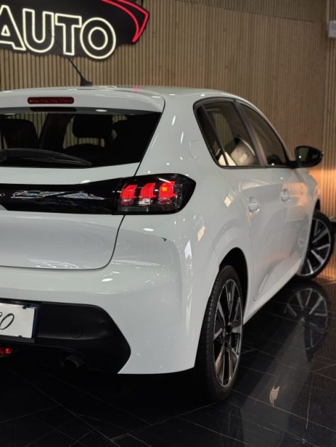 PEUGEOT 208 1.2 VTI 75cv 2022
