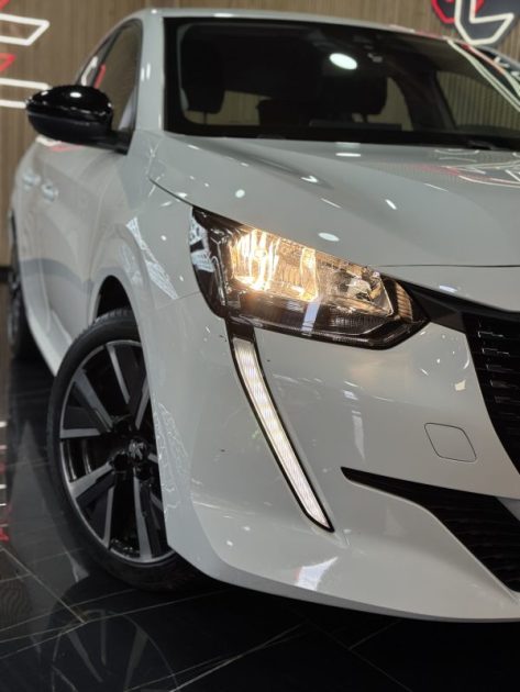 PEUGEOT 208 1.2 VTI 75cv 2022