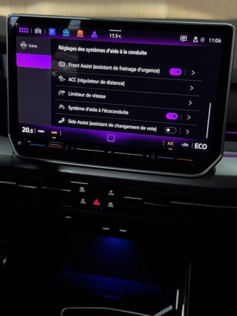 VOLKSWAGEN GOLF 2025