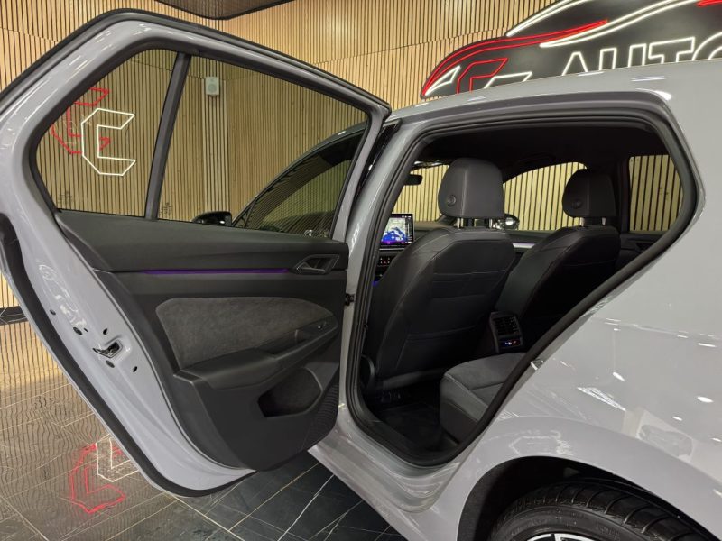 VOLKSWAGEN GOLF 2025