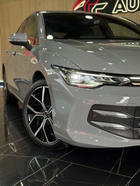 VOLKSWAGEN GOLF 2025