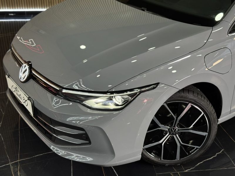 VOLKSWAGEN GOLF 2025