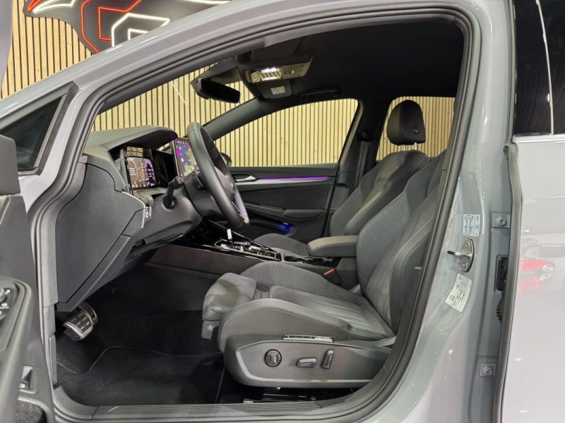 VOLKSWAGEN GOLF 2025