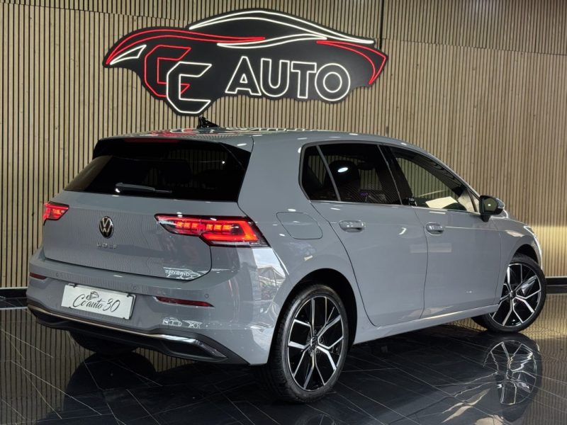 VOLKSWAGEN GOLF 2025