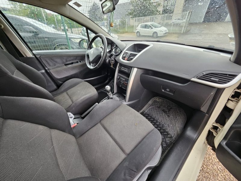 PEUGEOT 207 2007